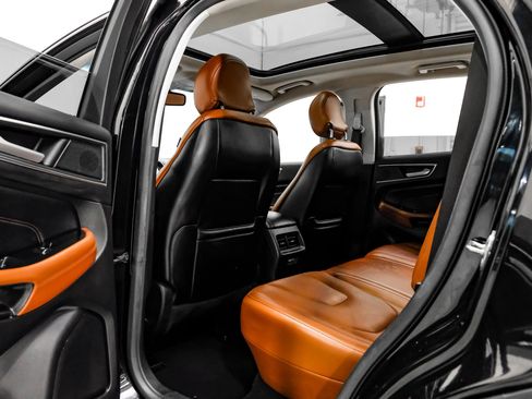 Used 2019 Ford Edge Titanium w/ Equipment Group 301A FWD image 51
