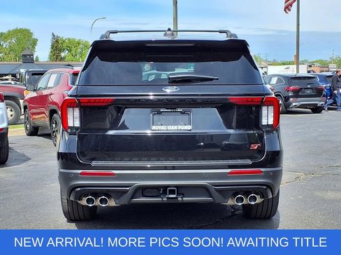 Certified 2025 Ford Explorer ST w/ Sun And Sound Package AWD/4WD image 8