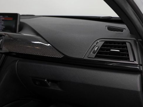 Used 2015 BMW M3 RWD image 29