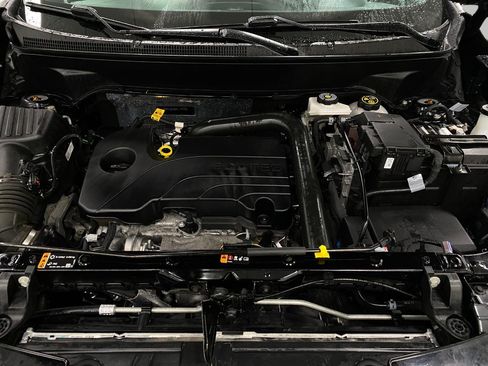Used 2024 Chevrolet Equinox RS AWD/4WD image 12