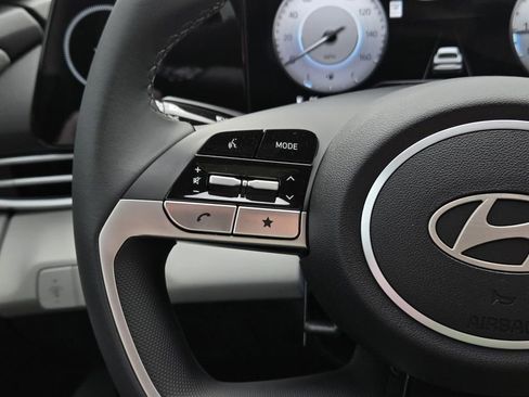 New 2026 Hyundai Elantra Limited FWD image 10