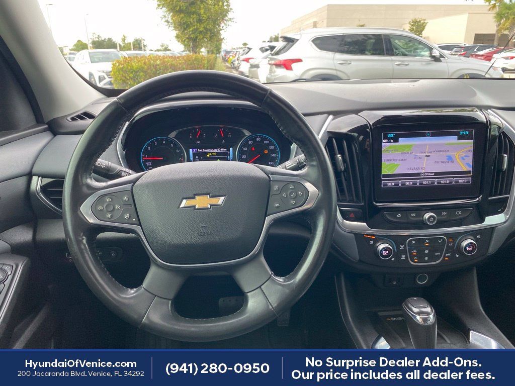 Used 2019 Chevrolet Traverse Premier w/ Driver Confidence II Package FWD image 3