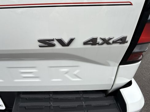 Used 2022 Nissan Frontier SV image 31