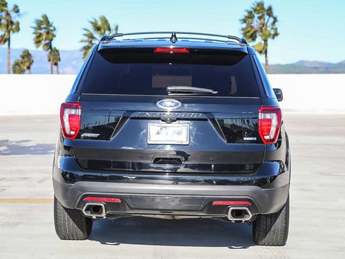 Used 2017 Ford Explorer Sport image 6