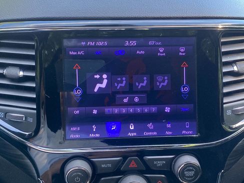 Used 2019 Jeep Grand Cherokee Altitude AWD/4WD image 29