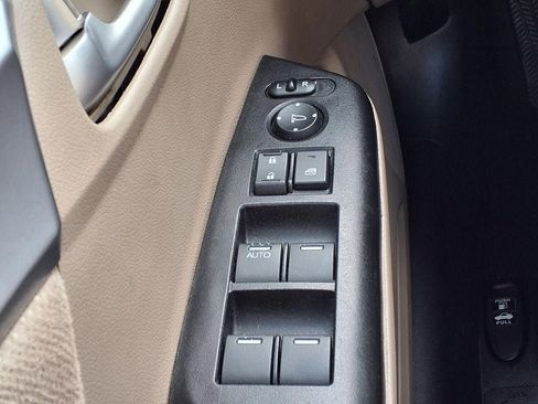 Used 2013 Honda Civic EX image 25