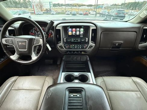 Used 2018 GMC Sierra 1500 SLT image 3