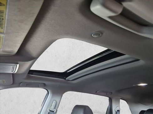 Used 2025 Honda CR-V EX-L image 16