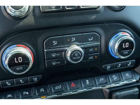 Used 2021 GMC Sierra 1500 Denali w/ Denali Ultimate Package AWD/4WD image 30