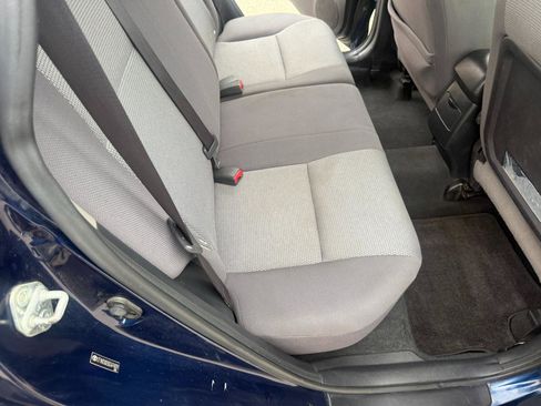 Used 2005 Toyota Matrix image 18