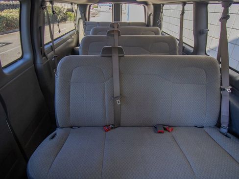 Used 2020 Chevrolet Express 3500 LS image 35