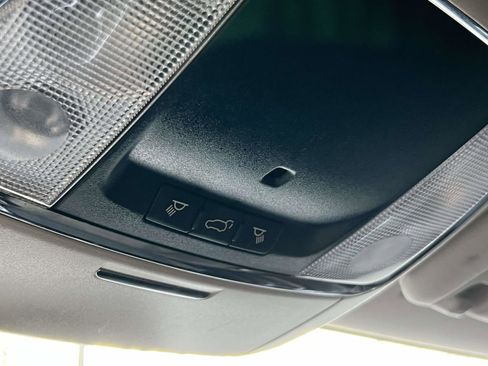 Used 2020 Dodge Durango SXT image 12