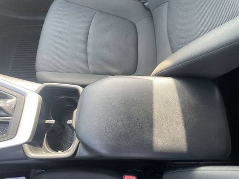 Used 2024 Toyota RAV4 LE AWD/4WD image 27