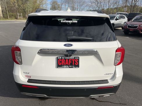 Used 2022 Ford Explorer XLT w/ Equipment Group 202A AWD/4WD image 4