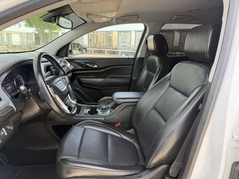 Used 2023 GMC Acadia SLT image 25