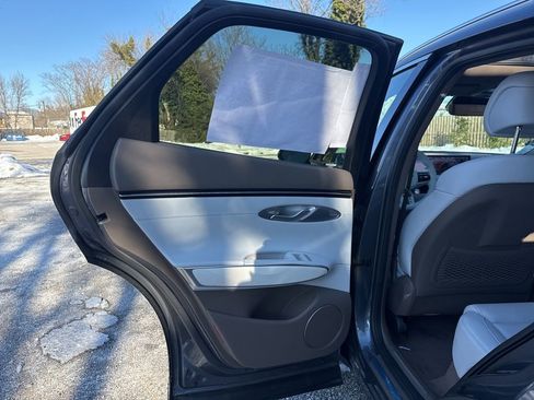 New 2026 Genesis GV70 2.5T Advanced image 22