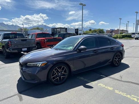 Used 2022 Honda Civic Sport Touring image 6