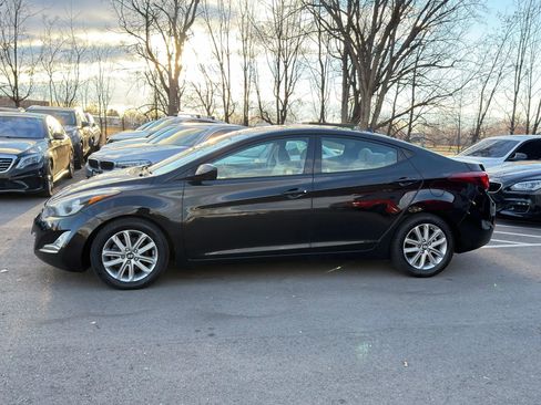 Used 2014 Hyundai Elantra SE w/ Option Group 02 image 8