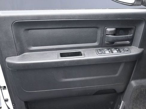 Used 2020 RAM 1500 Tradesman w/ Chrome Appearance Group image 20