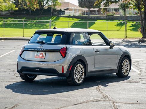 Used 2025 MINI Cooper S image 5