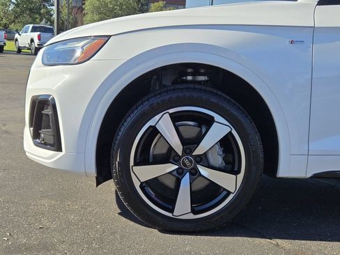 Used 2023 Audi Q5 2.0T Premium Plus w/ Premium Plus Package AWD/4WD image 6