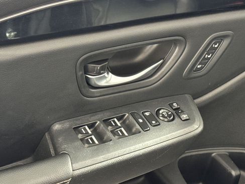 Used 2023 Honda Pilot TrailSport image 15
