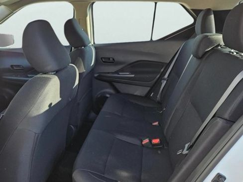 Certified 2025 Nissan Kicks Play S FWD image 15