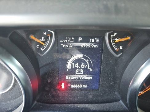 Used 2021 Jeep Wrangler Sport image 8