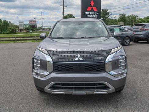 Used 2022 Mitsubishi Outlander SE AWD/4WD image 6