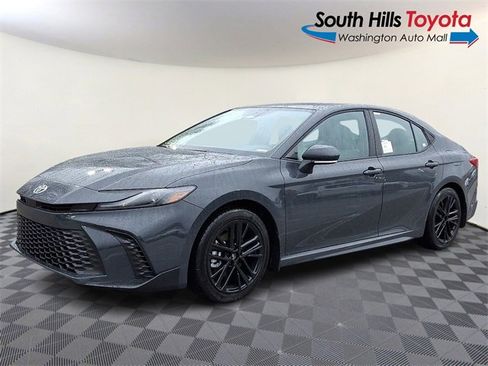 New 2026 Toyota Camry SE image 3