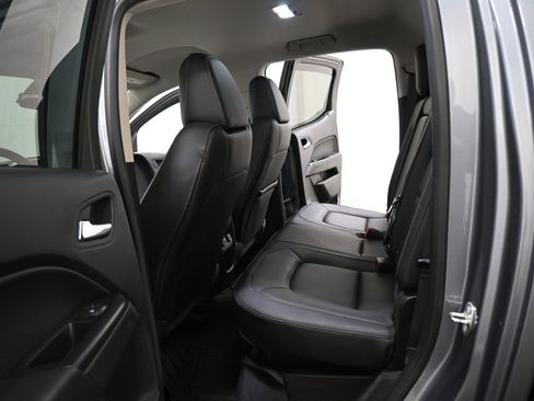 Used 2018 Chevrolet Colorado ZR2 w/ LPO, Premium Interior Package AWD/4WD image 16