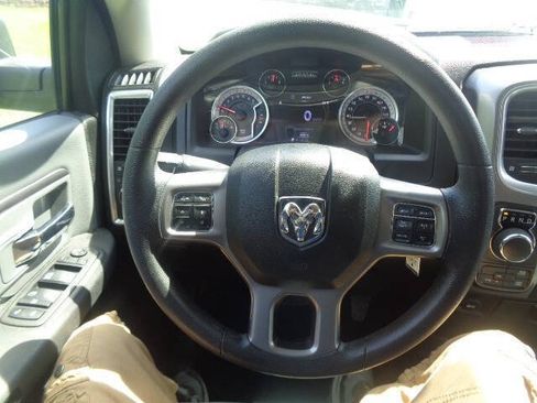 Used 2022 RAM 1500 Classic SLT w/ Electronics Group AWD/4WD image 13