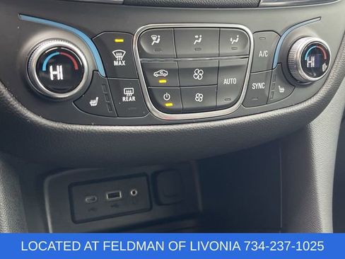 Used 2023 Chevrolet Equinox LT image 17