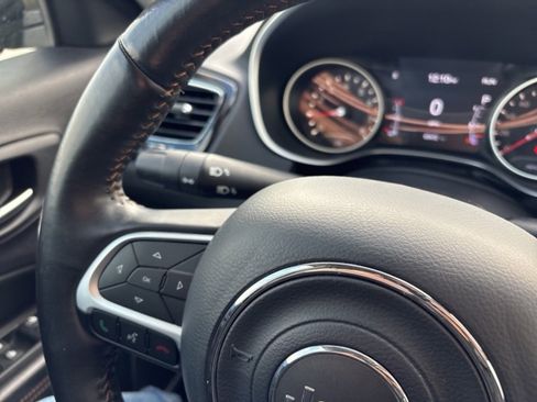 Used 2019 Jeep Compass Limited image 18