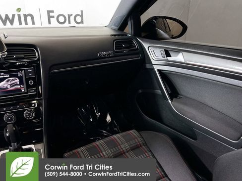 Used 2018 Volkswagen GTI S FWD image 26