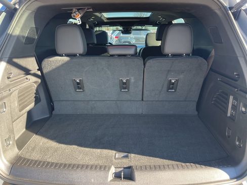 Certified 2024 Chevrolet Traverse RS w/ LPO, Floor Liner Package image 11