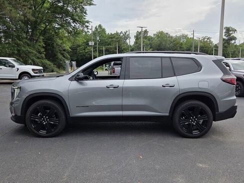 Used 2026 GMC Acadia Elevation w/ Black Edition AWD/4WD image 5