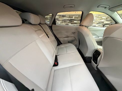 Used 2024 Hyundai Kona SEL AWD/4WD image 49