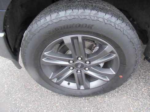 Used 2023 Ford F150 XLT w/ Equipment Group 302A High image 12