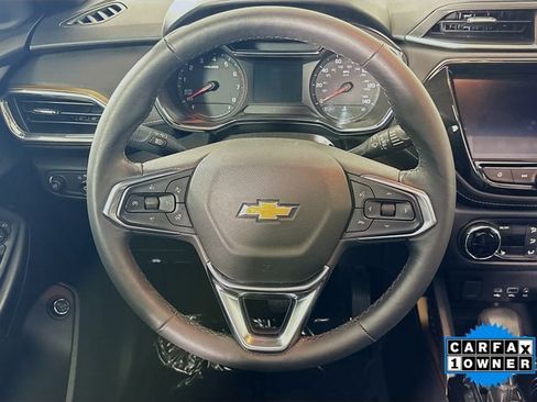 Used 2022 Chevrolet TrailBlazer ACTIV w/ Sun and Liftgate Package FWD image 11