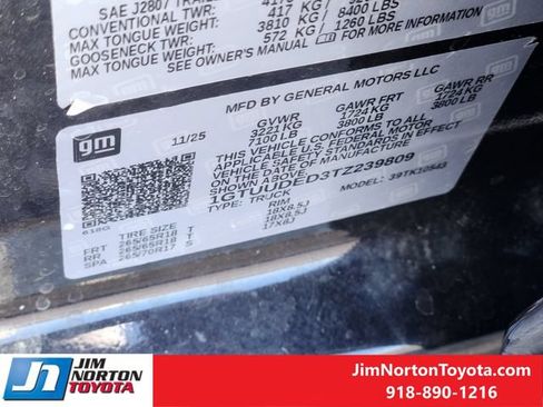 Used 2026 GMC Sierra 1500 SLT AWD/4WD image 32