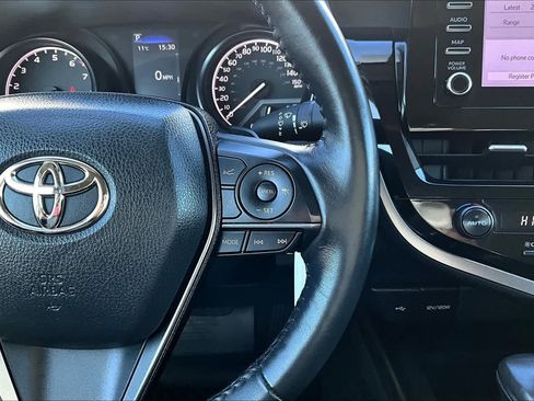 Used 2024 Toyota Camry SE image 26