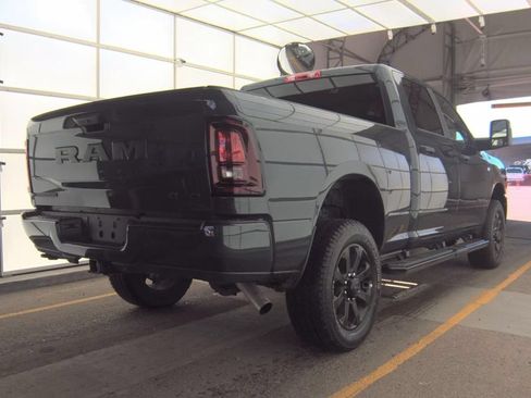 Used 2025 RAM 2500 Big Horn AWD/4WD image 6