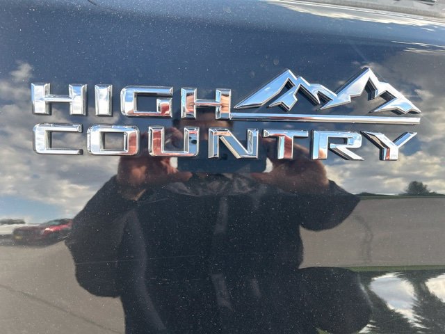 Used 2022 Chevrolet Silverado 3500 High Country AWD/4WD image 9