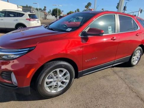 Certified 2023 Chevrolet Equinox LT FWD image 4