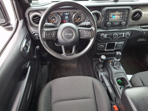 Used 2021 Jeep Wrangler Unlimited Sport image 11