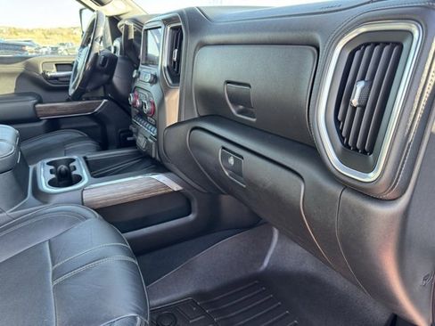 Used 2022 Chevrolet Silverado 3500 High Country w/ Technology Package image 23