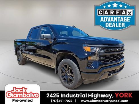Used 2022 Chevrolet Silverado 1500 Custom AWD/4WD image 1
