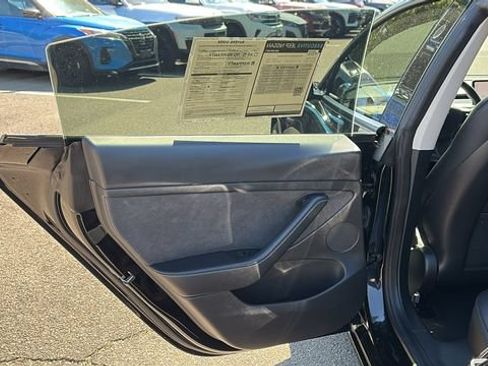 Used 2022 Tesla Model 3 Performance AWD/4WD image 19