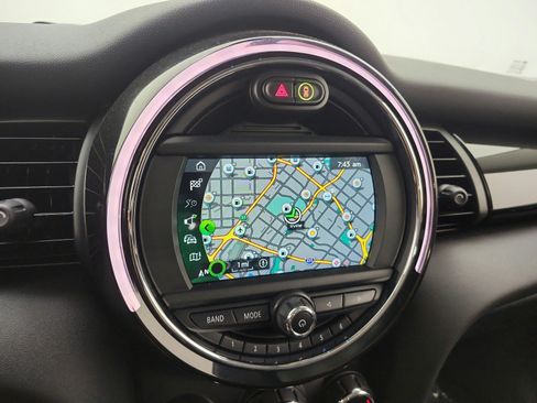 Used 2021 MINI Cooper 2-Door Hardtop w/ 6.5" Touchscreen Package FWD image 9